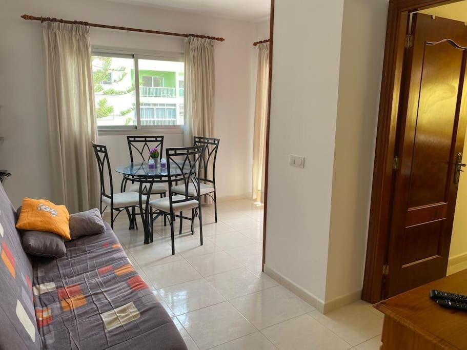 Seaside Apartment With Balcony Las Galletas Extérieur photo